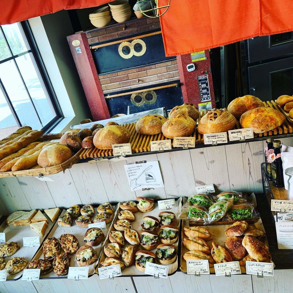 甲賀市水口町】Mont pain (モンパン)自家製酵母と北海道十勝産小麦100